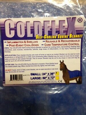 Coldflex-Self-Cooling-Equine-Therapy-Blanket-Horse-Barrel